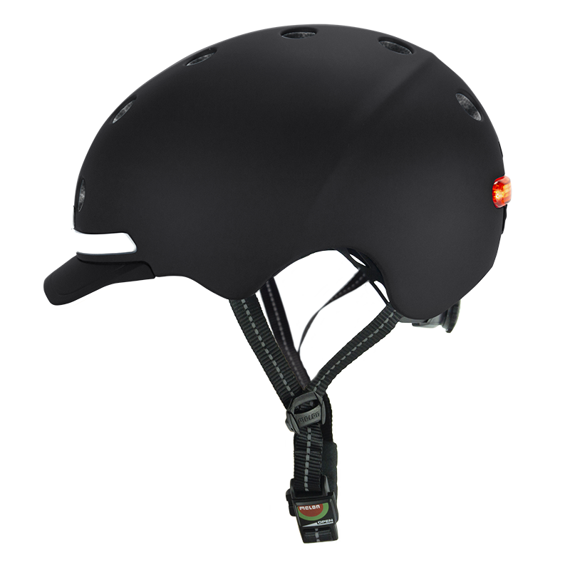 Melon E-Series Black Ice casca bicicleta M-L negru LED