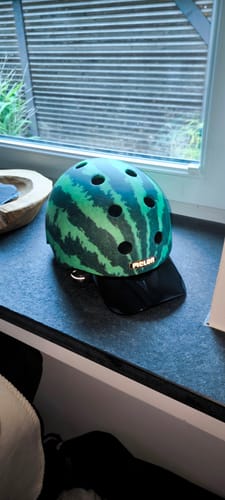 Melon Vista Black vizieră cască neagră UV400