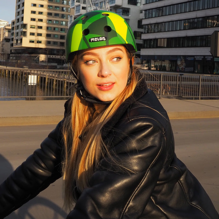 Melon Urban Active Green Mamba casca bicicleta M-L verde