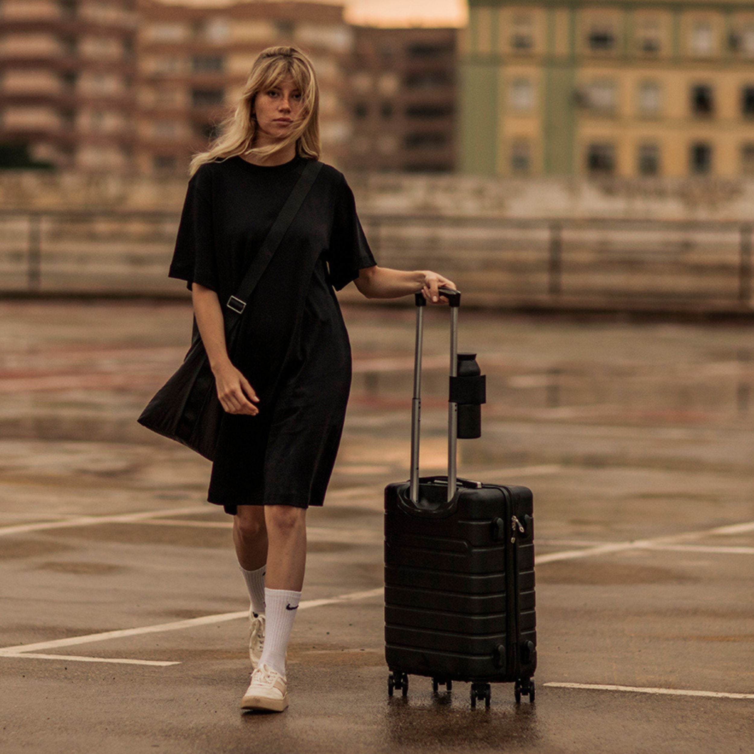 Closca Travel Black sticlă termică inox 600 ml neagră