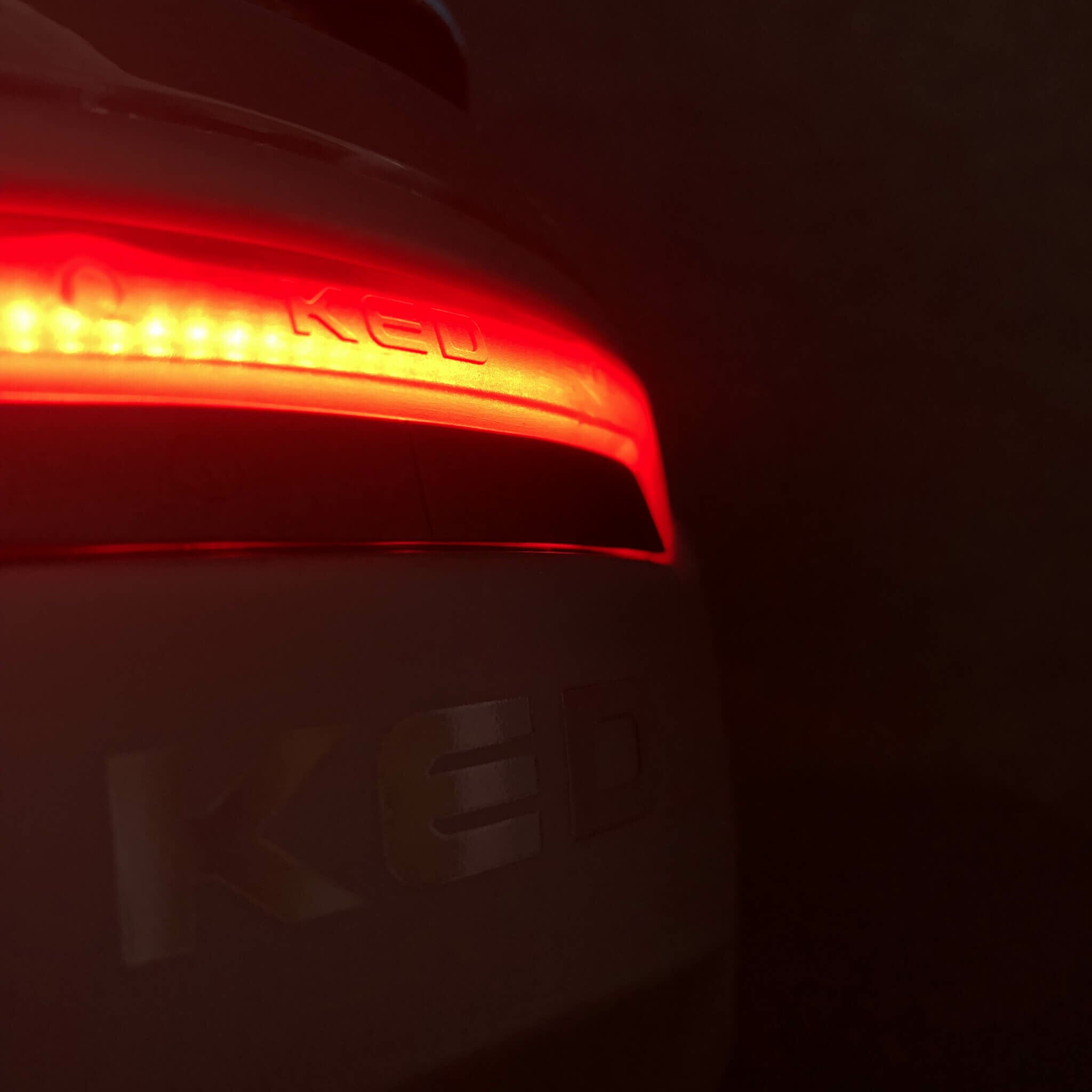 KED Mitro UE 25/26 casca urbana ebike LED