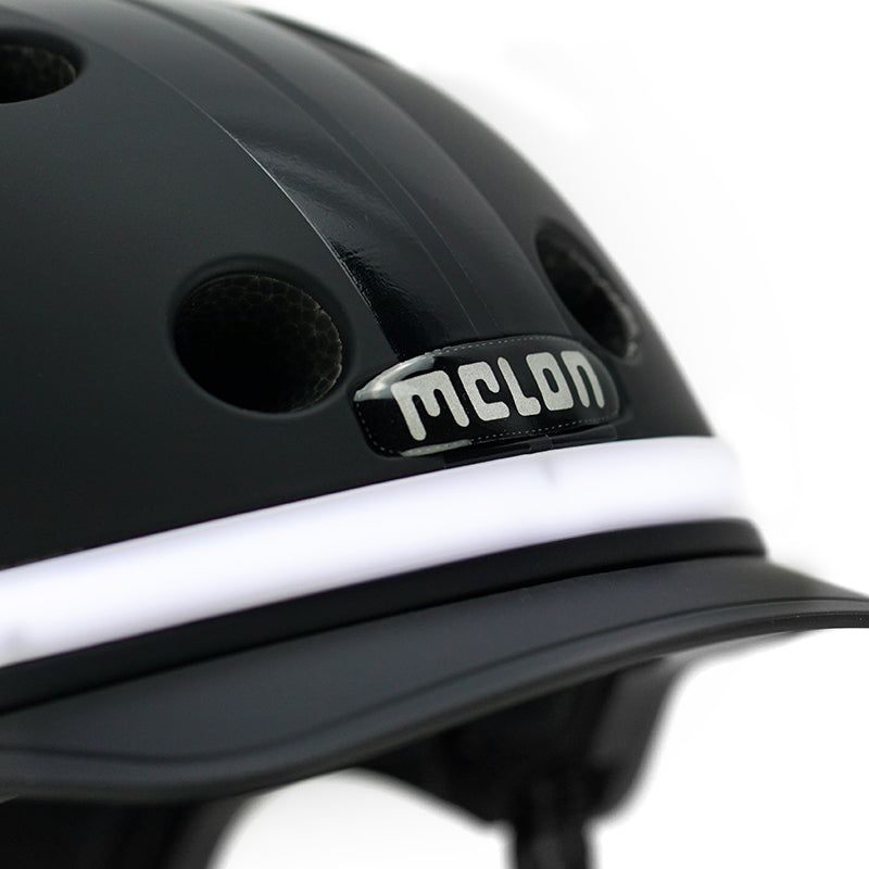 Melon E-Series Black Ice casca bicicleta M-L negru LED
