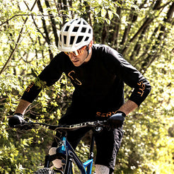 KED Crom casca bicicleta usoara 23 aerisiri