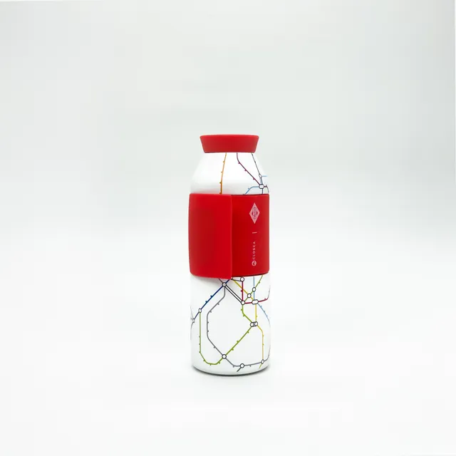 Closca Travel Madrid Red sticla 450ml